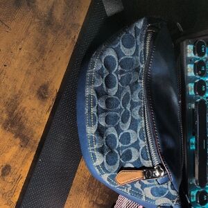 Stylish Blue Patterned Men's Bag